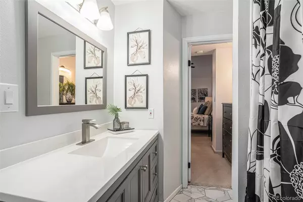 Arvada, CO 80005,7210 Devinney CT #C