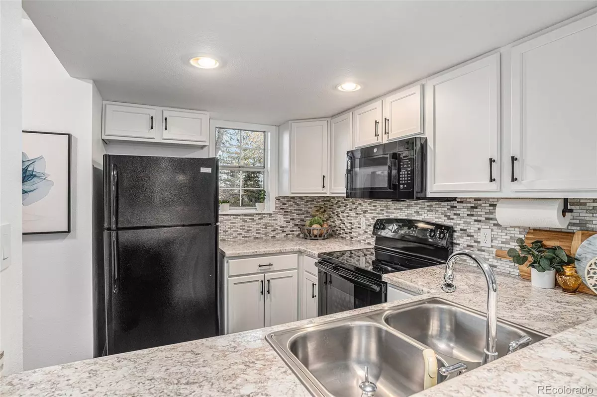 Arvada, CO 80005,7210 Devinney CT #C