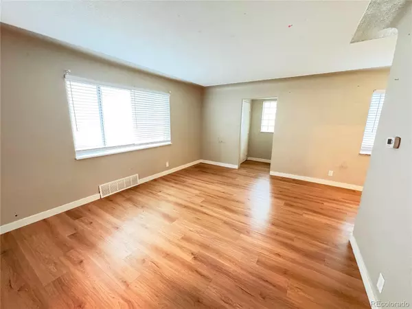 Aurora, CO 80010,1450 Elmira ST