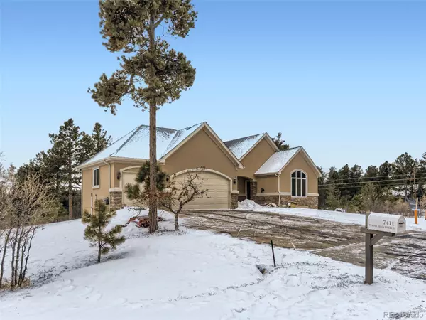 Larkspur, CO 80118,7411 Cameron DR