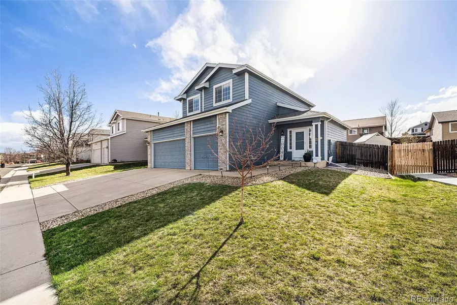 819 Pitkin WAY, Castle Rock, CO 80104