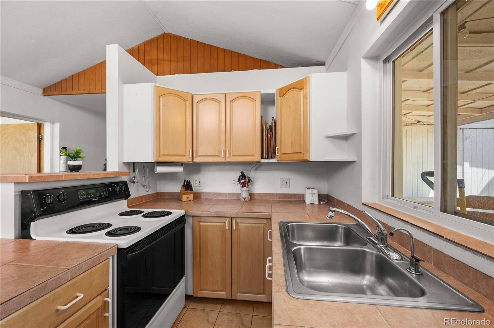 Silver Cliff, CO 81252,802 Ohio ST