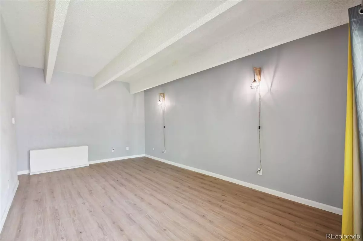 Aurora, CO 80012,364 S Ironton ST #219