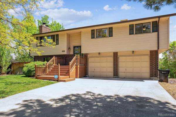 6853 W 69th AVE, Arvada, CO 80003