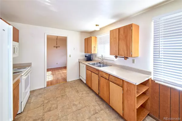 Centennial, CO 80121,6579 S Lincoln ST