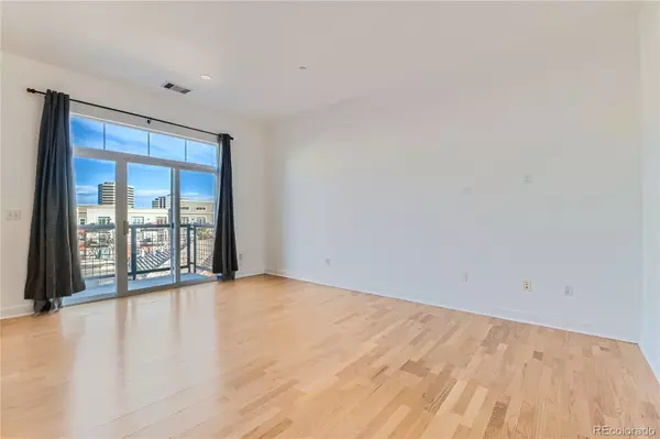 Greenwood Village, CO 80111,5677 Park PL #309A