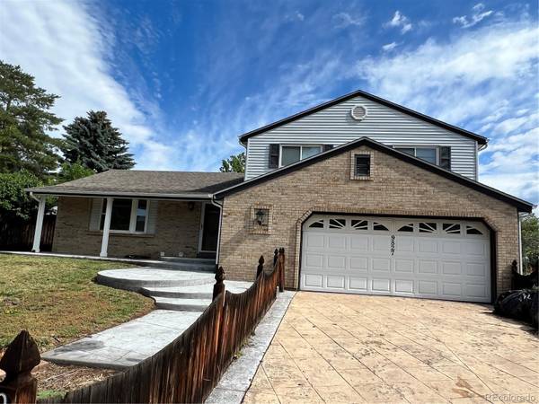 9827 W Roxbury PL, Littleton, CO 80128