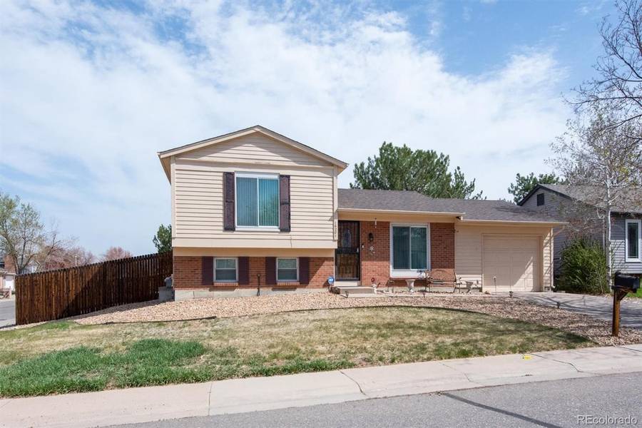 16201 E Alabama DR, Aurora, CO 80017