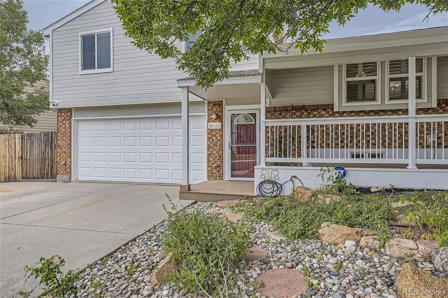 4922 S Field CT, Littleton, CO 80123