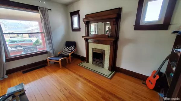 Denver, CO 80210,1661 S Lincoln ST