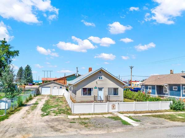 1489 Arapahoe ST, Strasburg, CO 80136