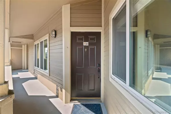 6001 S Yosemite ST #J301, Greenwood Village, CO 80111