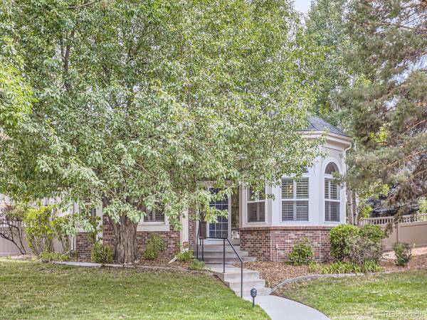 1011 S Valentia ST #12,  Denver,  CO 80247