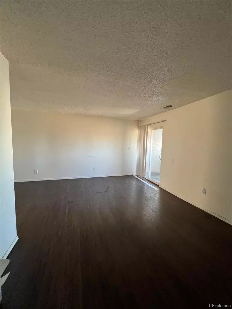 Aurora, CO 80012,10702 E Exposition AVE #303