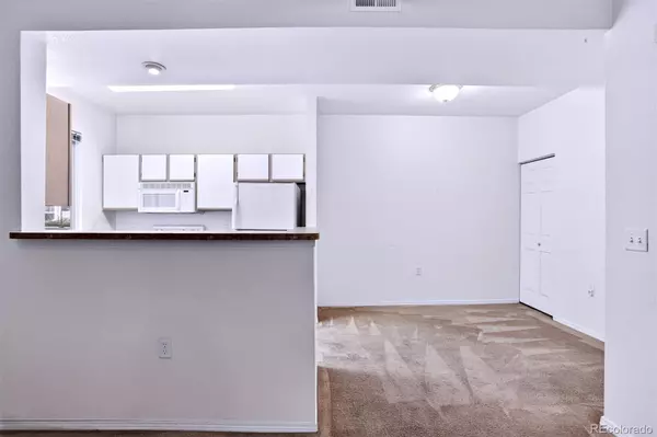 Arvada, CO 80002,5320 Allison ST #106
