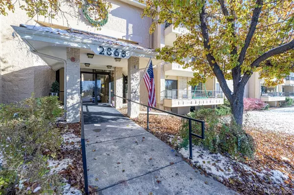 2868 S Heather Gardens WAY #202, Aurora, CO 80014