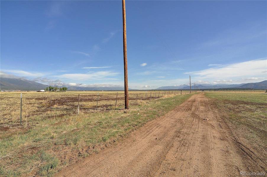 TRACT 4 HILL TRACTS, Nathrop, CO 81236