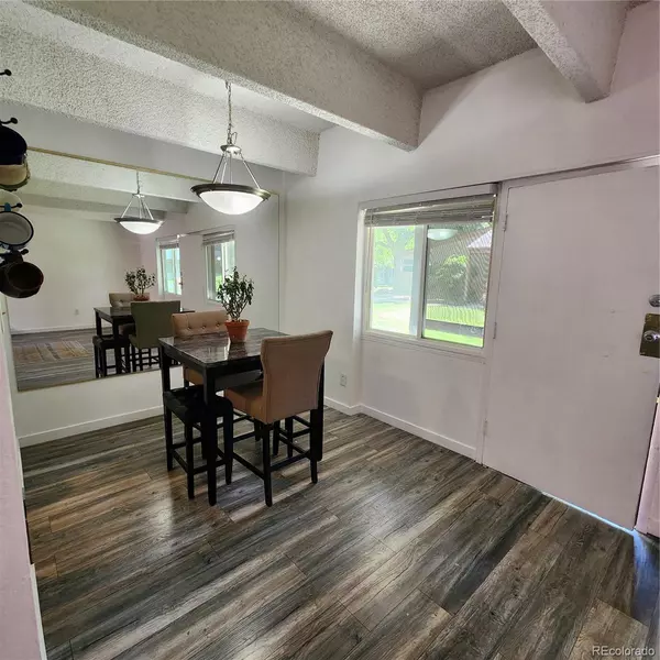 384 S Ironton ST #102, Aurora, CO 80012