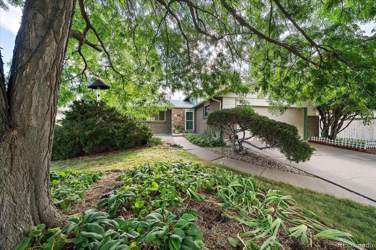 Centennial, CO 80122,7232 S Colorado CT