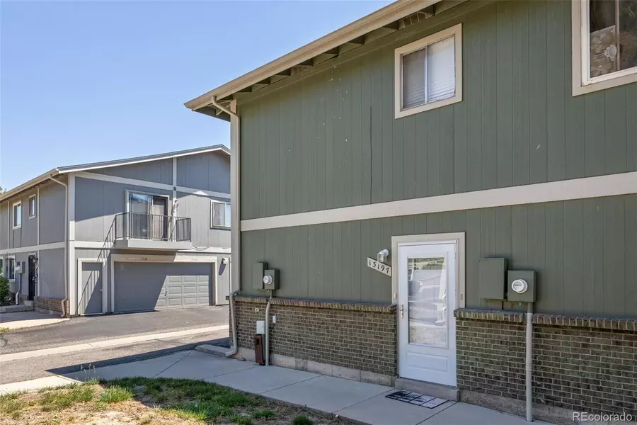 13197 E Louisiana AVE, Aurora, CO 80012