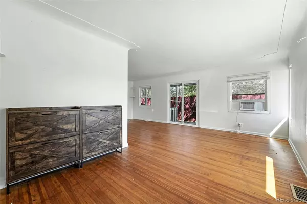 Denver, CO 80219,3333 W Arkansas AVE