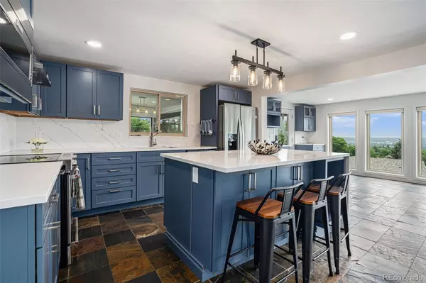6865 Dover ST, Arvada, CO 80004