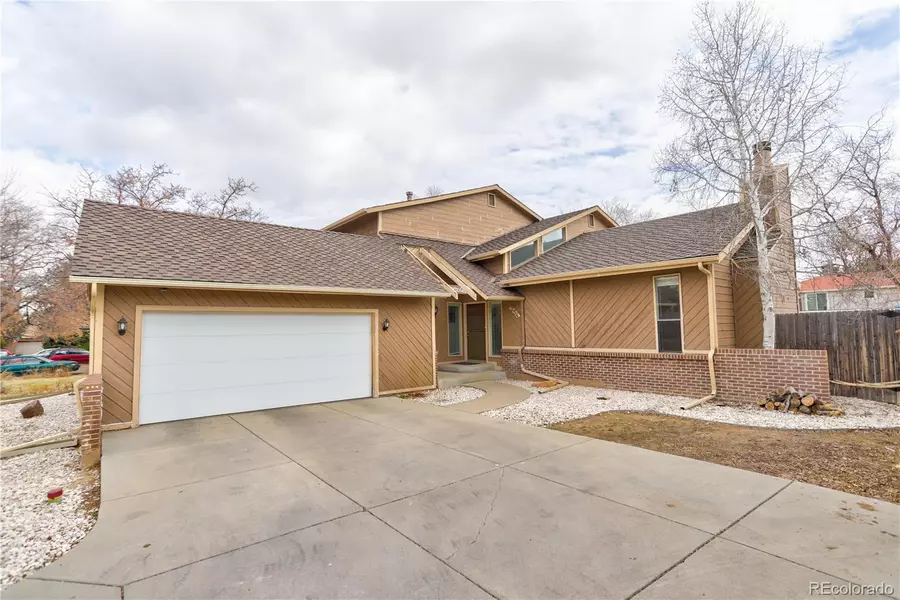 254 S Troy CIR, Aurora, CO 80012