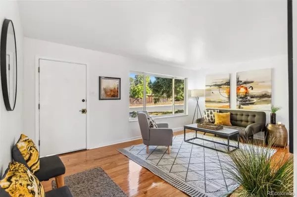 Denver, CO 80246,5400 Vale DR