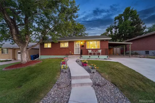 3242 W Farmdale RD, Englewood, CO 80110
