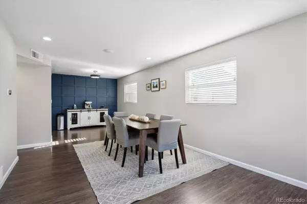 962 Uvalda ST, Aurora, CO 80011