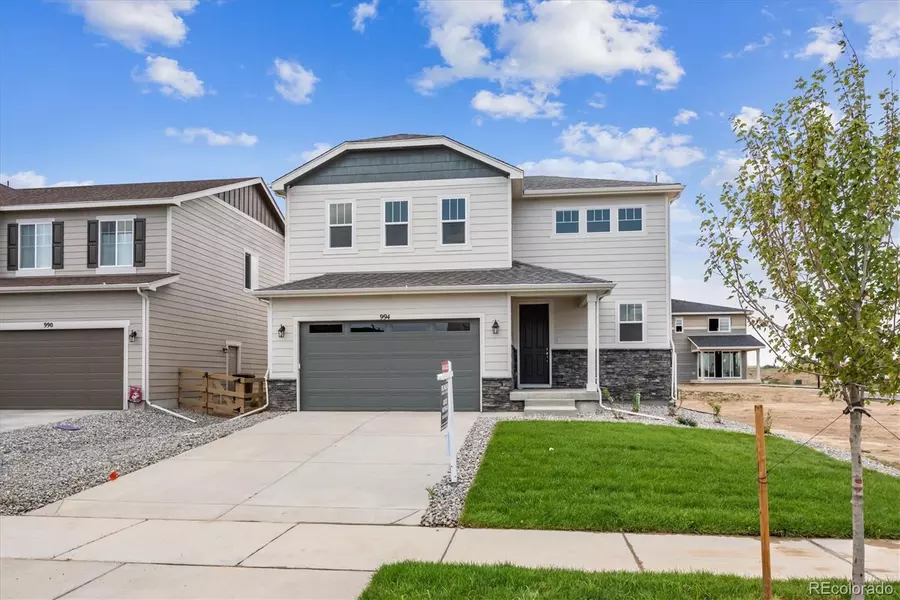 994 Rustling ST, Windsor, CO 80550