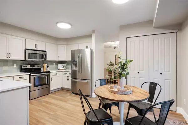 Littleton, CO 80120,7114 S Acoma WAY