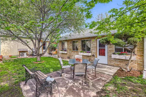 2951 W 39th AVE,  Denver,  CO 80211