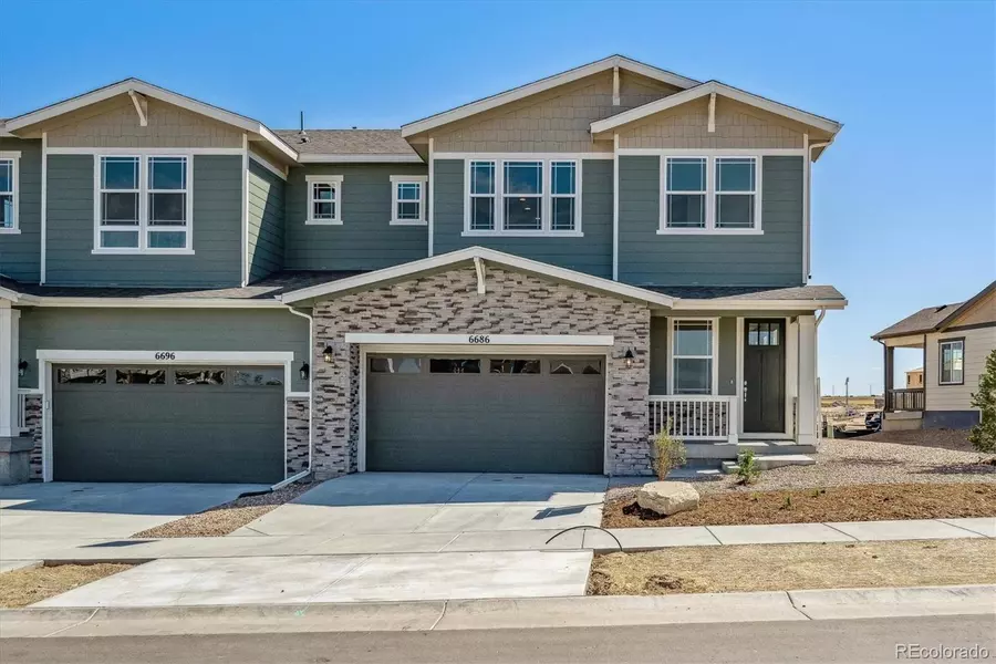 6686 N Nepal ST, Aurora, CO 80019