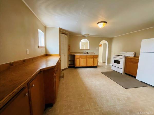 Walsenburg, CO 81089,638 & 638 1/2 W 8th ST