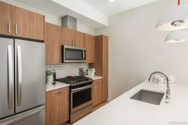 Denver, CO 80211,910 W 40th AVE