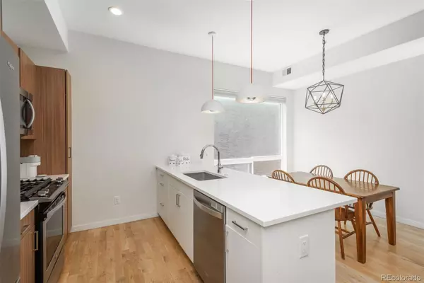 Denver, CO 80211,910 W 40th AVE