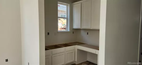 Lakewood, CO 80227,7358 W Asbury DR