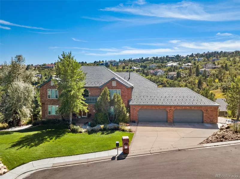 375 Oakhurst LN, Colorado Springs, CO 80906