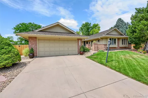 7729 S Dexter CT, Centennial, CO 80122