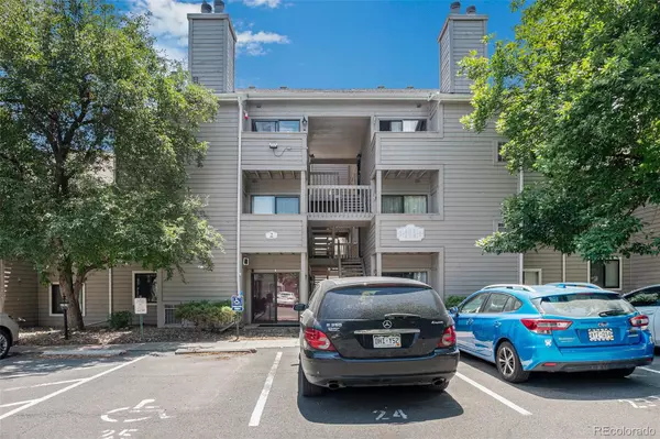 Lakewood, CO 80235,3600 S Pierce ST #2-201