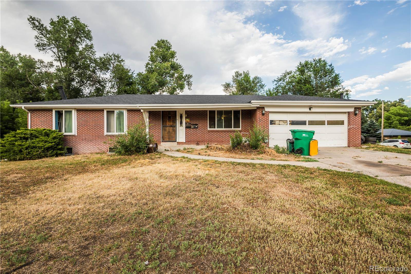 200 Garrison ST, Lakewood, CO 80226