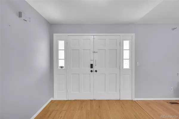 Centennial, CO 80015,5255 S Waco ST