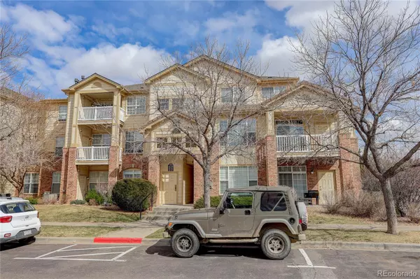 Aurora, CO 80019,5726 N Genoa WAY #306