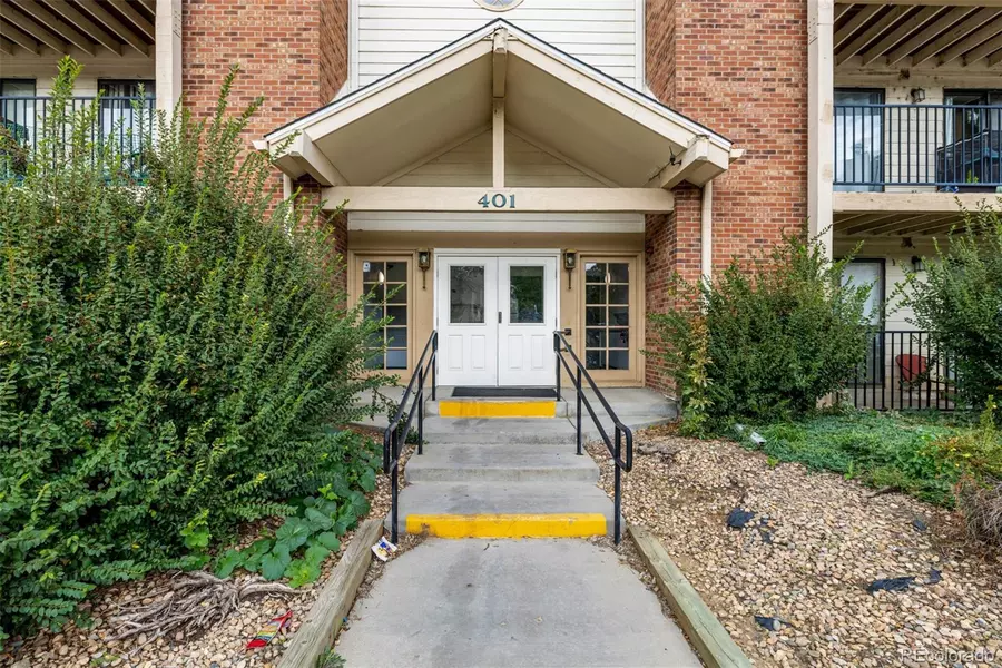 401 S Kalispell WAY #301, Aurora, CO 80017