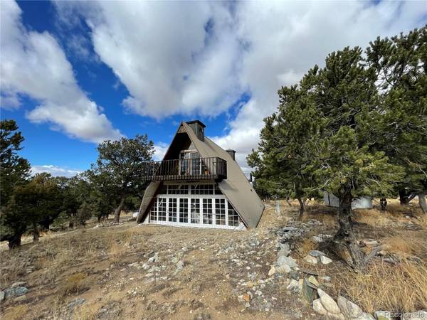 136 Cedar Ridge RD, Mosca, CO 81146