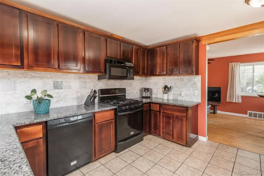 2601 Poplar ST, Denver, CO 80207