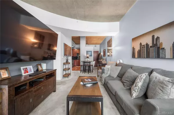 Denver, CO 80202,1700 Bassett ST #823