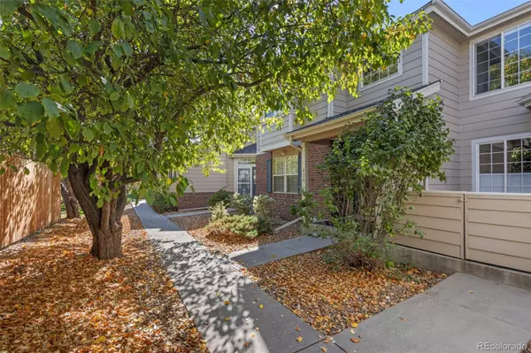 134 W Sterne Pkwy,  Littleton,  CO 80120