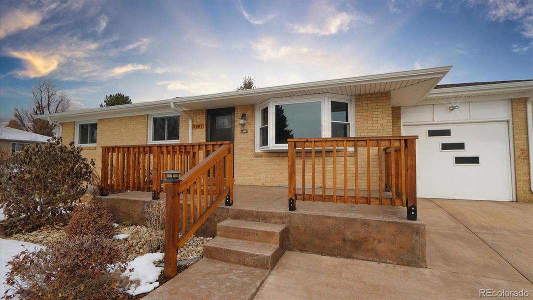 3297 W Saratoga AVE, Englewood, CO 80110